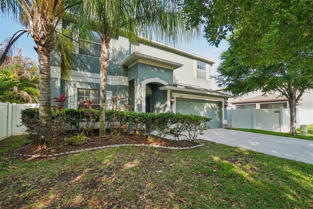 3529 Lefays Pt - Photo 2 of 42
