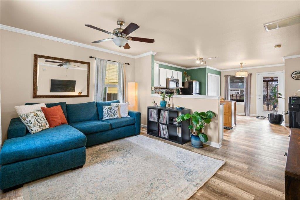 12209 Briarcreek Loop - Photo 4 of 25