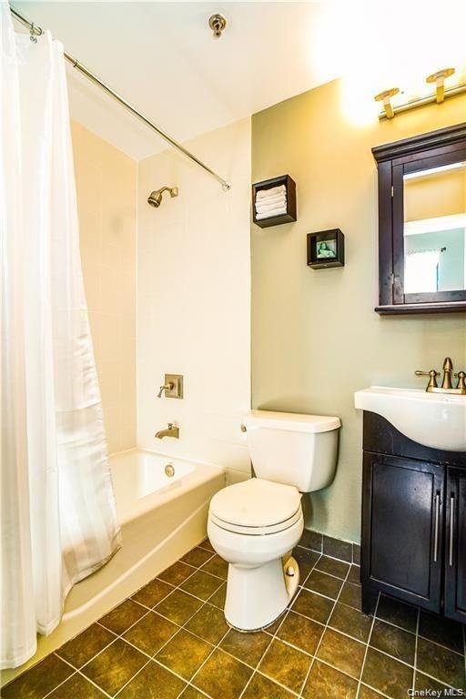 85 Mckinley Ave - Photo 5 of 7