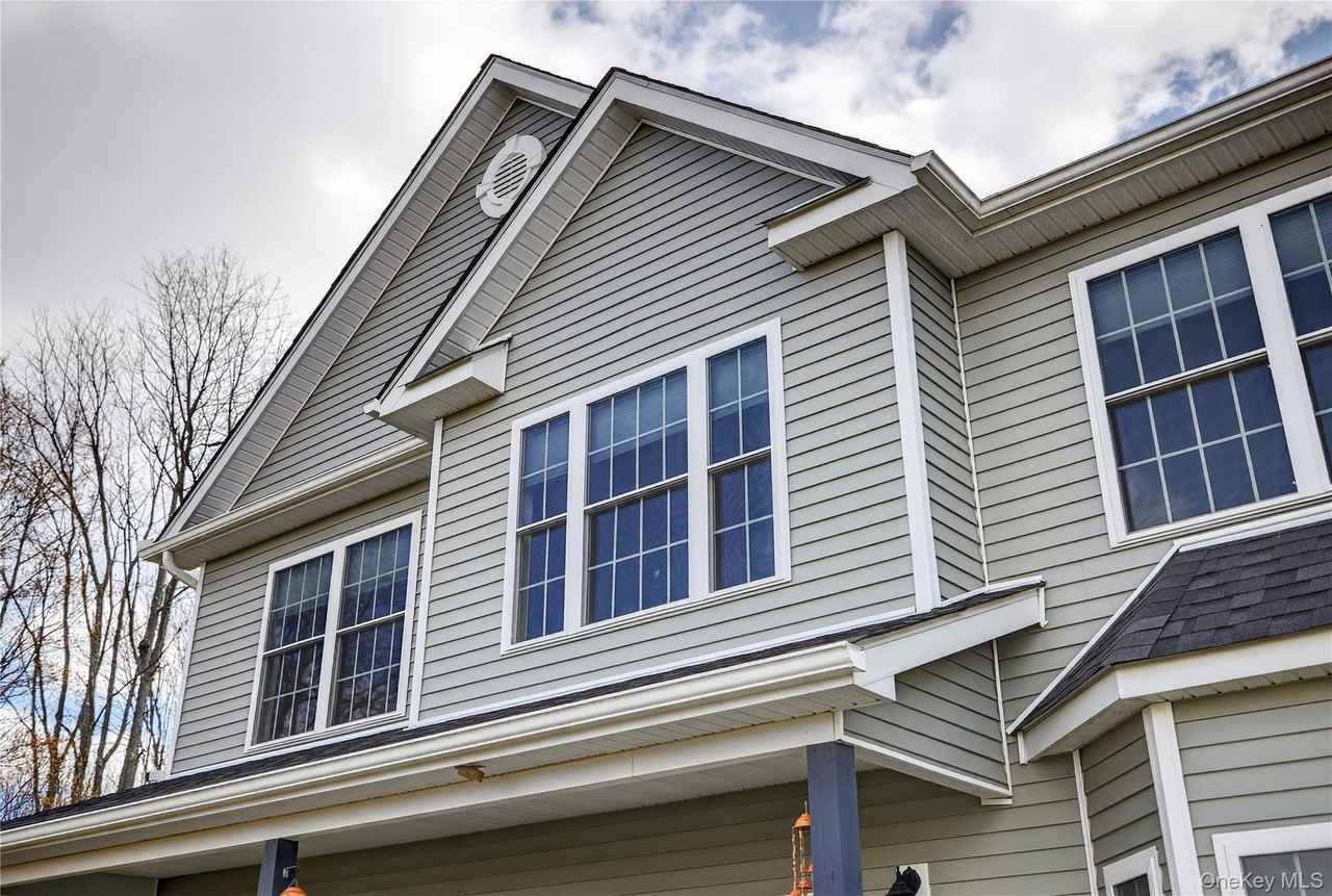 98 Bender Rd - Photo 4 of 50