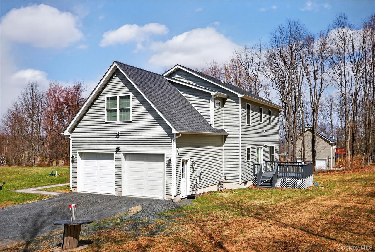 98 Bender Rd - Photo 7 of 50