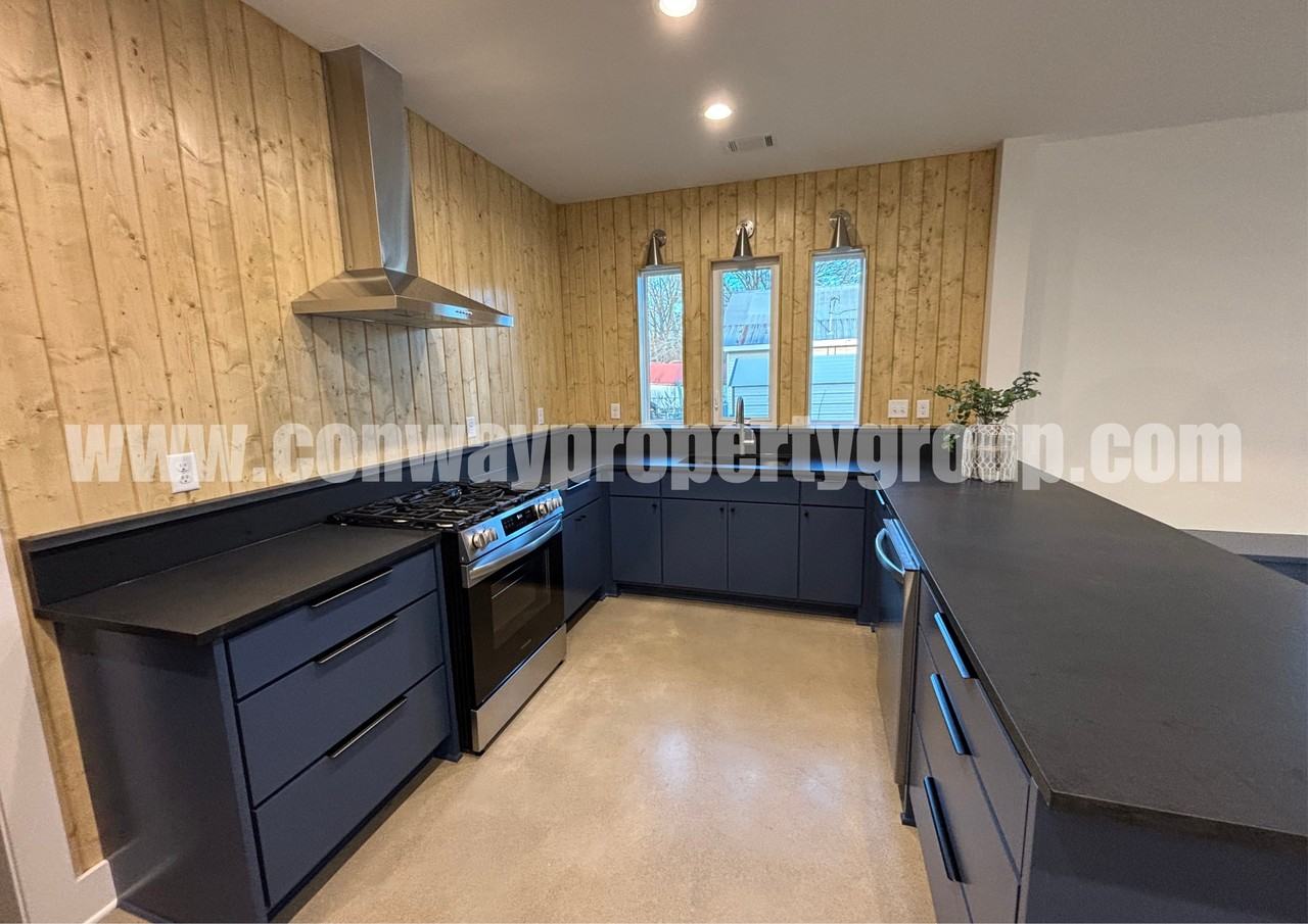 2156 Prince St #1 - Photo 5 of 18