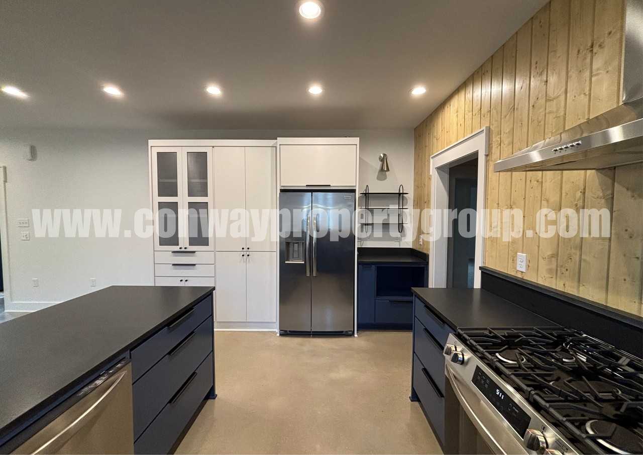 2156 Prince St #1 - Photo 6 of 18