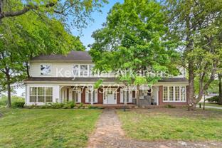 255 W Lawson St - Photo 1 of 1