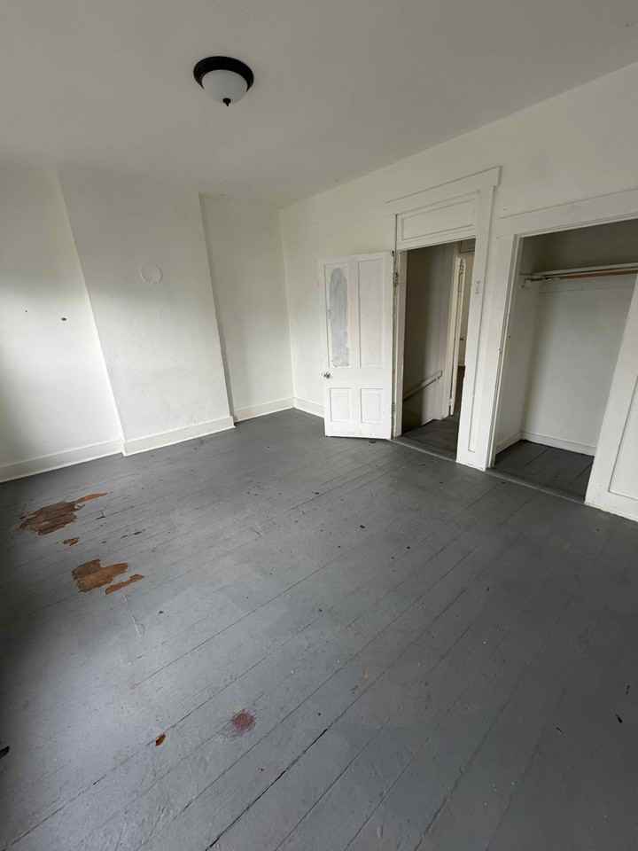 243 Chestnut Ave #243 - Photo 3 of 12