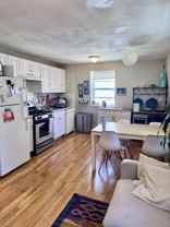 75 7th St #3 - Photo 1 of 1