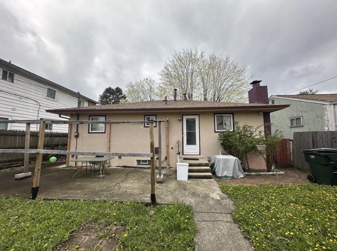 892 Ruby Ave #1 - Photo 3 of 3