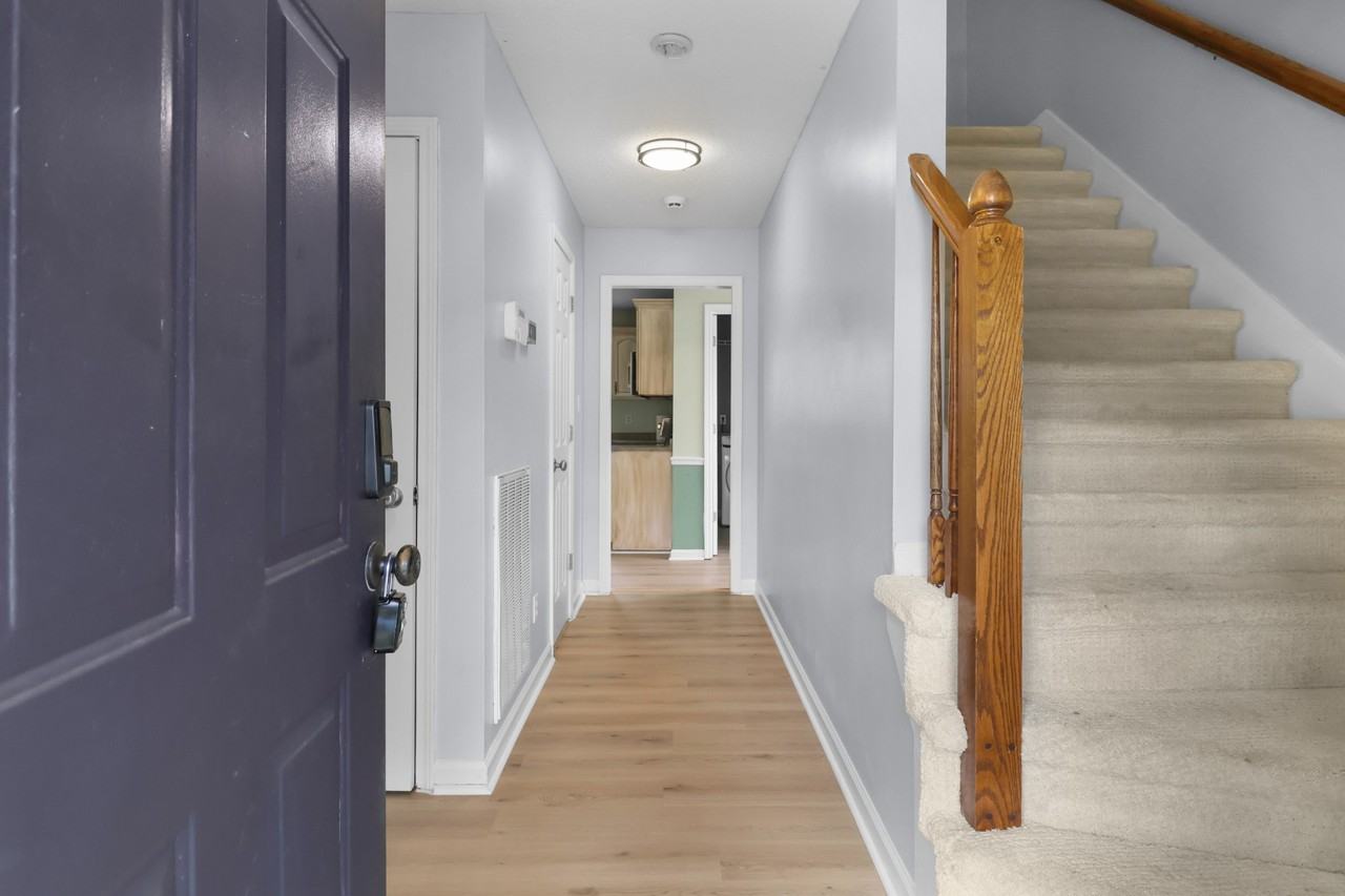 934 Hedge Apple Dr #1 - Photo 7 of 30