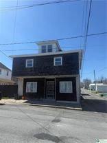 214 N Oak St #TOP - Photo 1 of 1