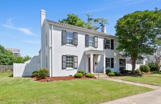 21 University Cir - Photo 1 of 1