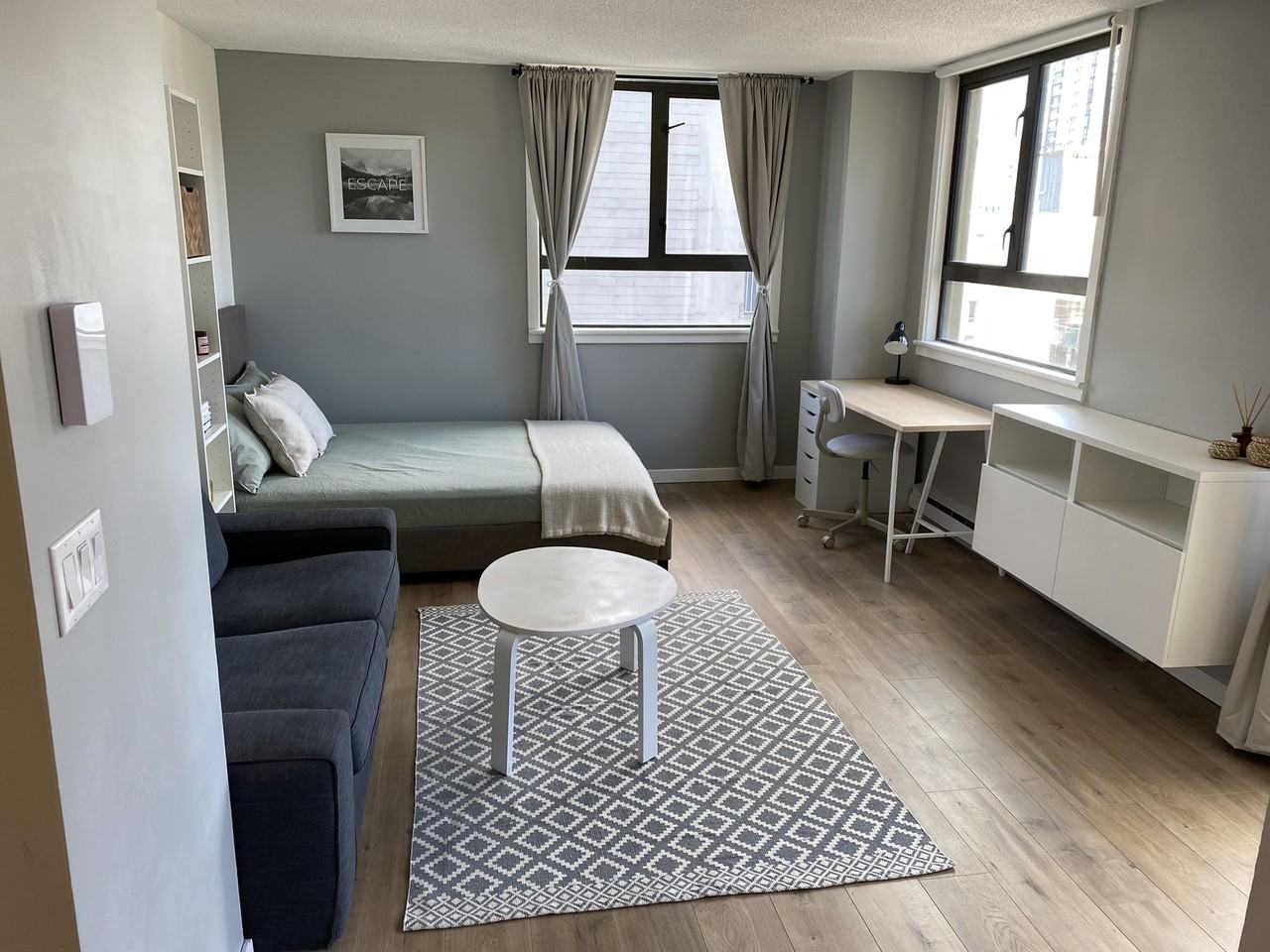 789 Drake Street #701 - Photo 3 of 13