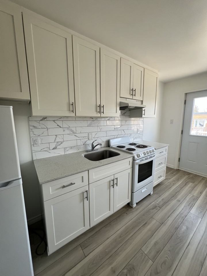 630 Cummings Ave #307 - Photo 4 of 25