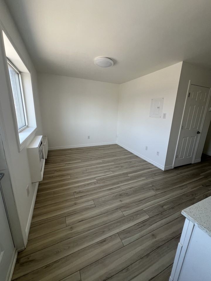 630 Cummings Ave #307 - Photo 6 of 25