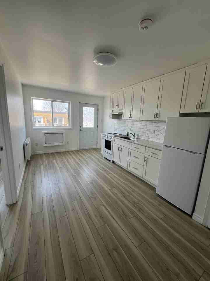 630 Cummings Ave #306 - Photo 6 of 34