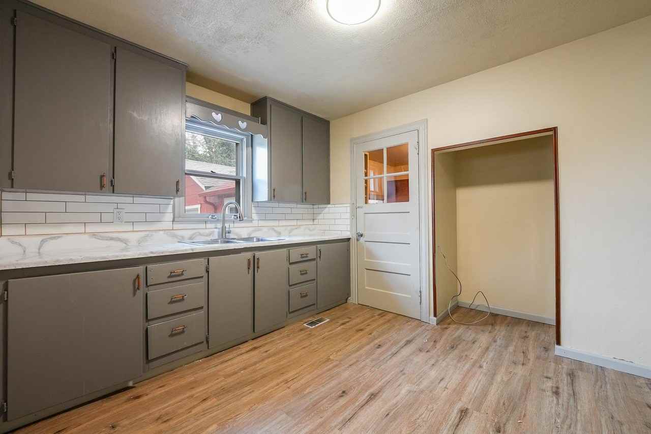 1405 Edgemoor St #1 - Photo 5 of 12