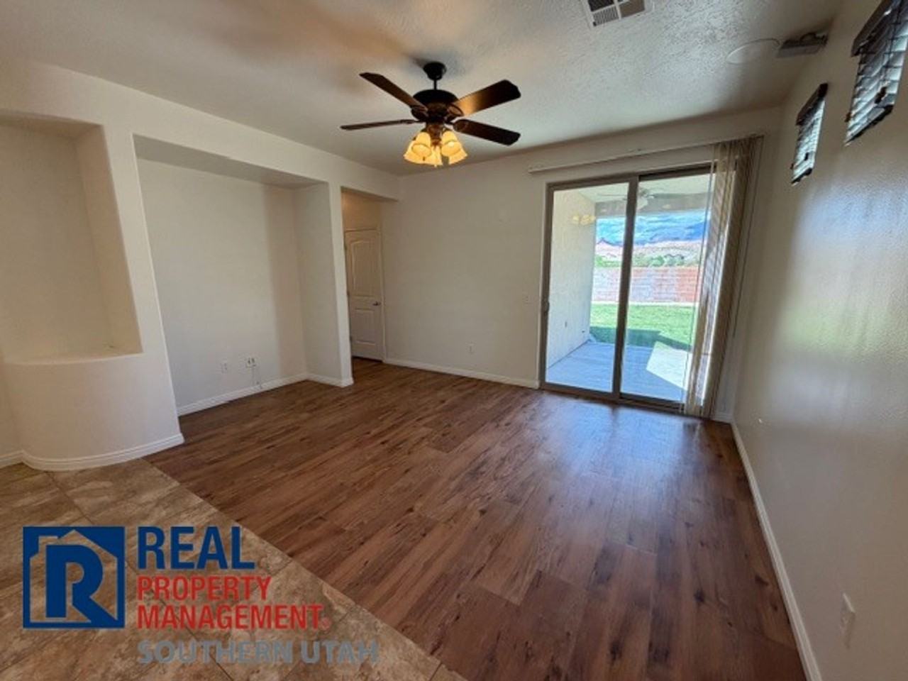 470 S Coral Cv - Photo 4 of 30