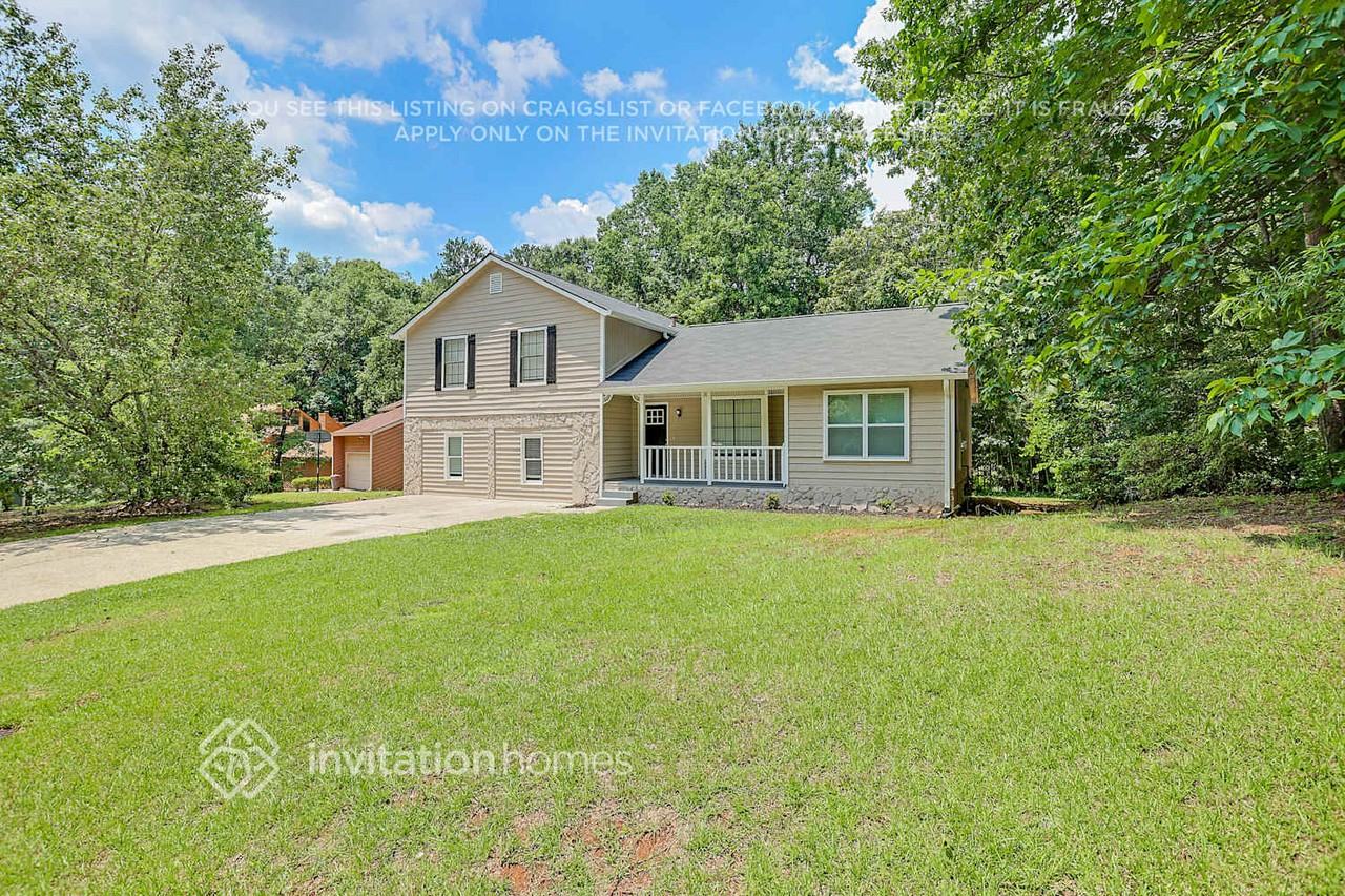 832 Post Road Cir - Photo 2 of 39
