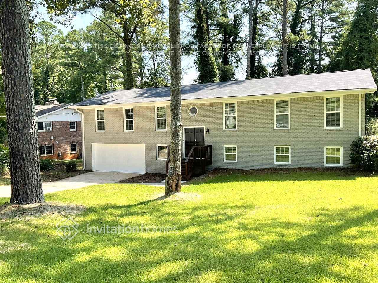 4720 Tocoma Trl - Photo 2 of 20