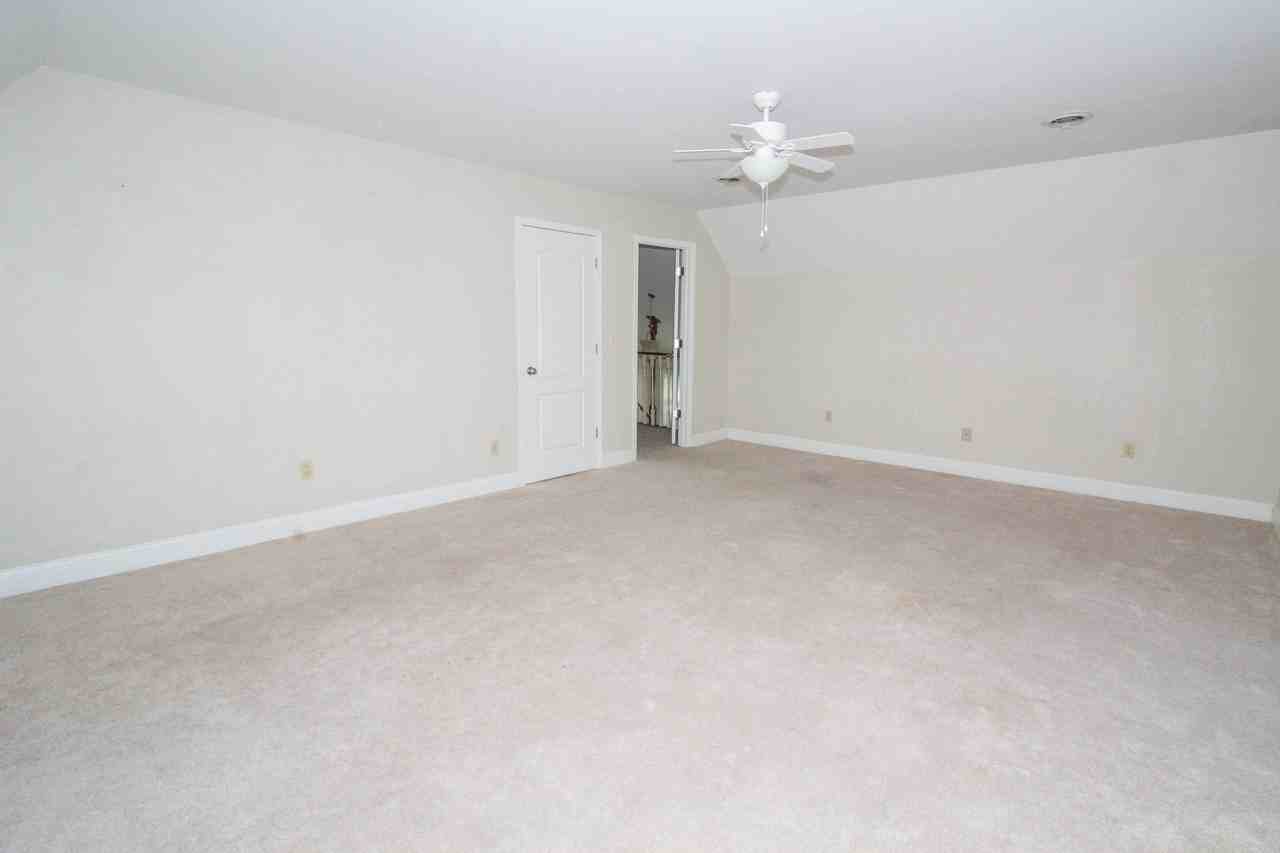 101 Rental St - 1 #2 - Photo 4 of 17