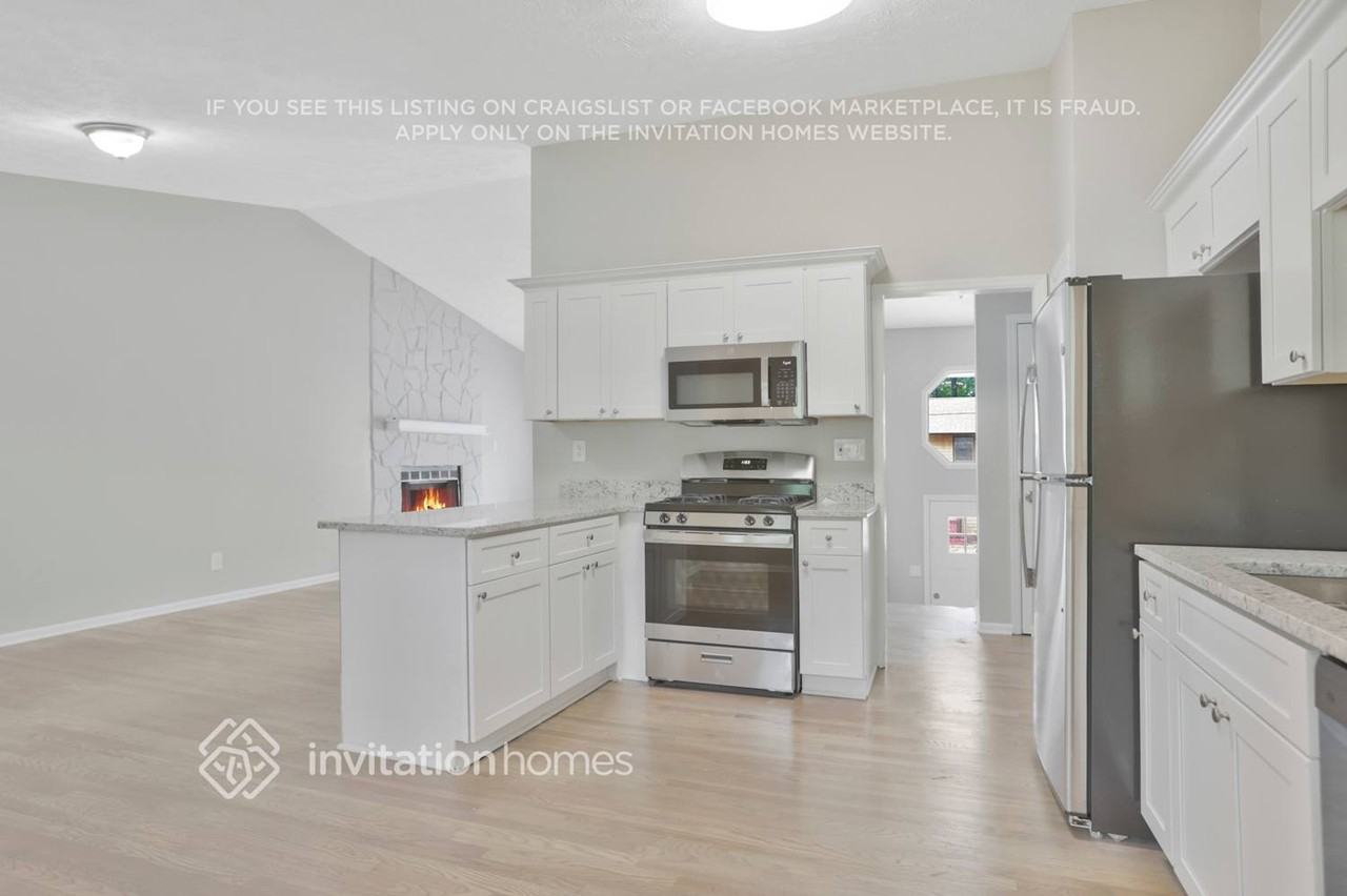 724 Pepperwood Ln - Photo 6 of 21