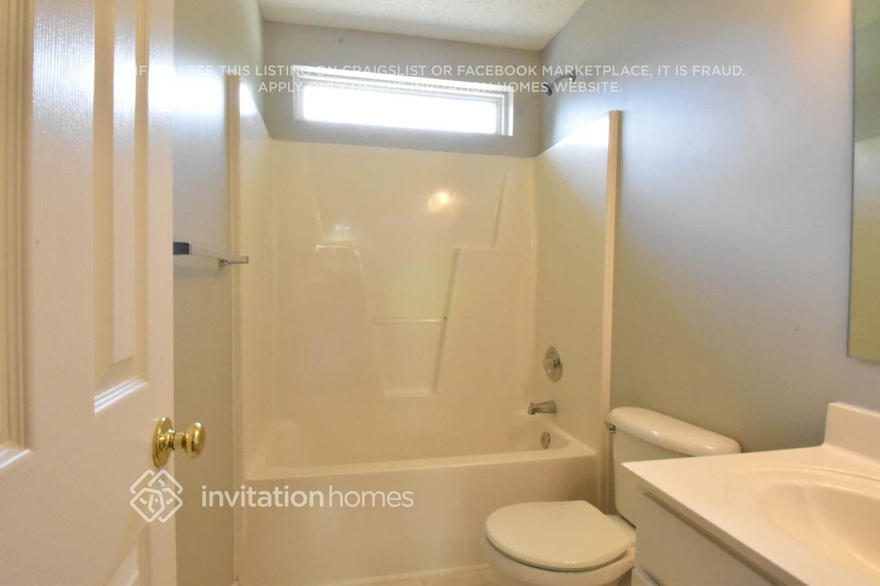 9023 Woodland Park Ln - Photo 6 of 9