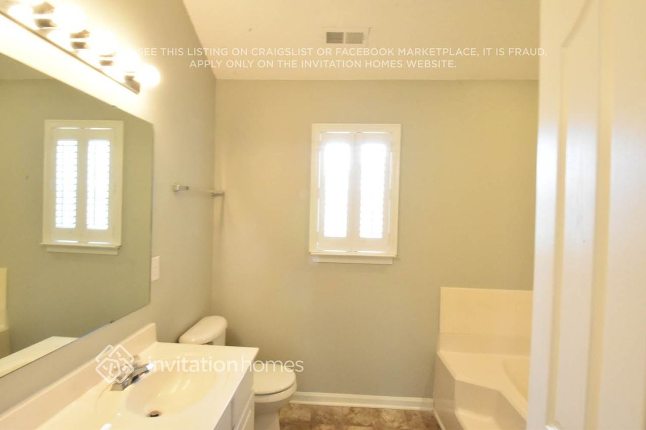 9023 Woodland Park Ln - Photo 7 of 9