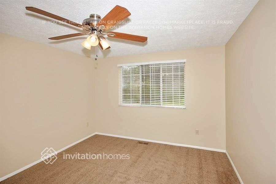 2647 Morgan Lake Dr Ne - Photo 3 of 5