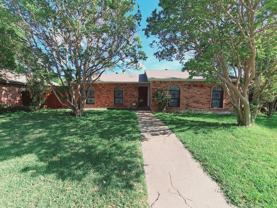 3726 Red Oak Dr - Photo 1 of 1