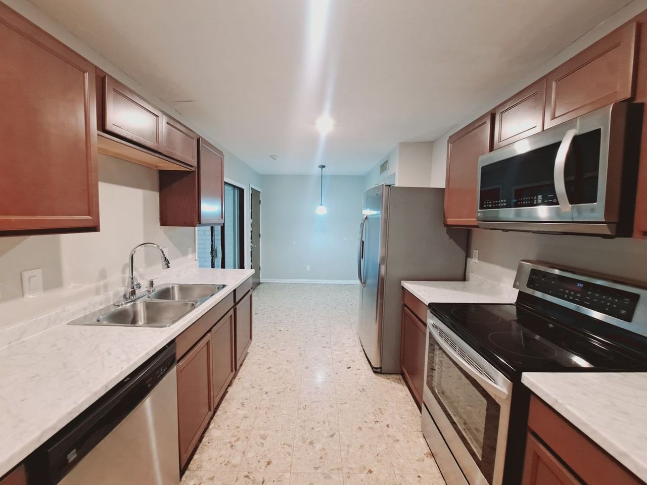 3726 Red Oak Dr - Photo 7 of 30