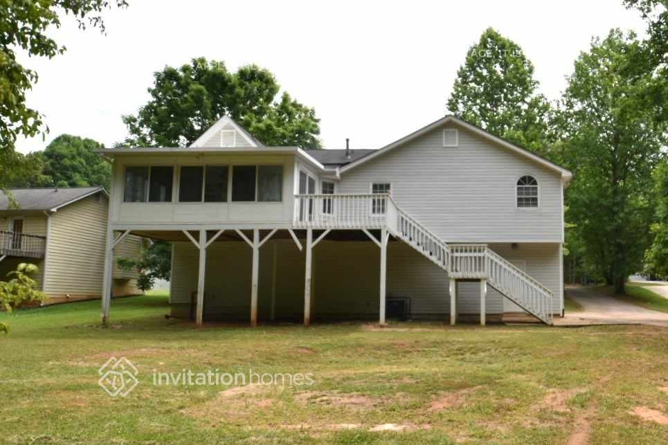 1795 Independence Dr - Photo 6 of 8