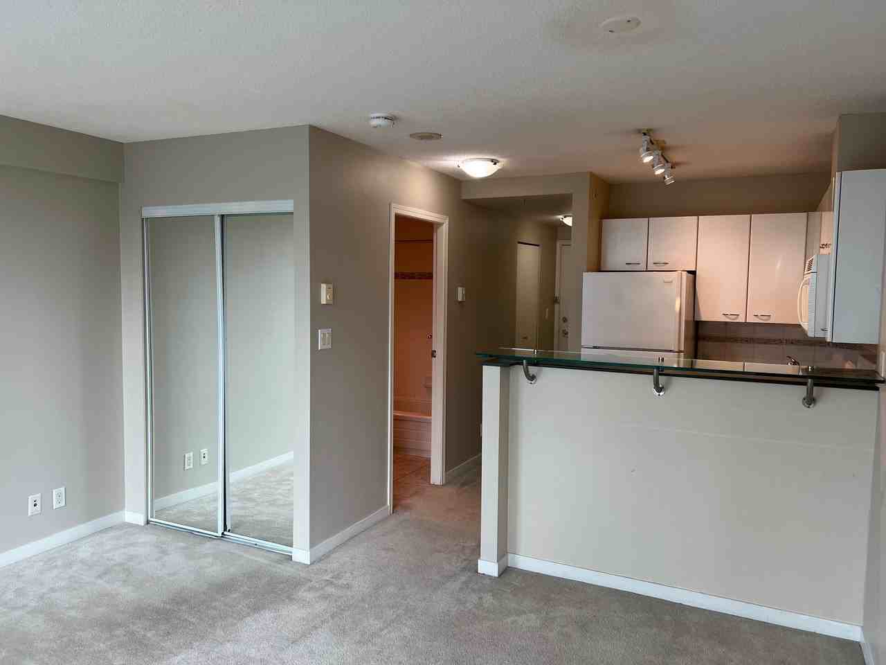 1331 Alberni Street - Photo 4 of 18