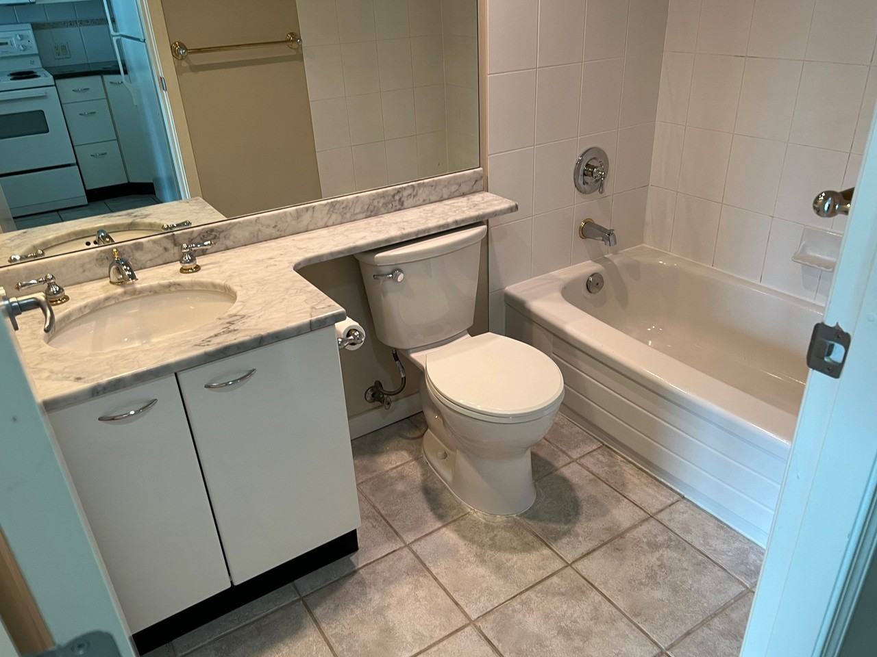 1331 Alberni Street - Photo 5 of 18