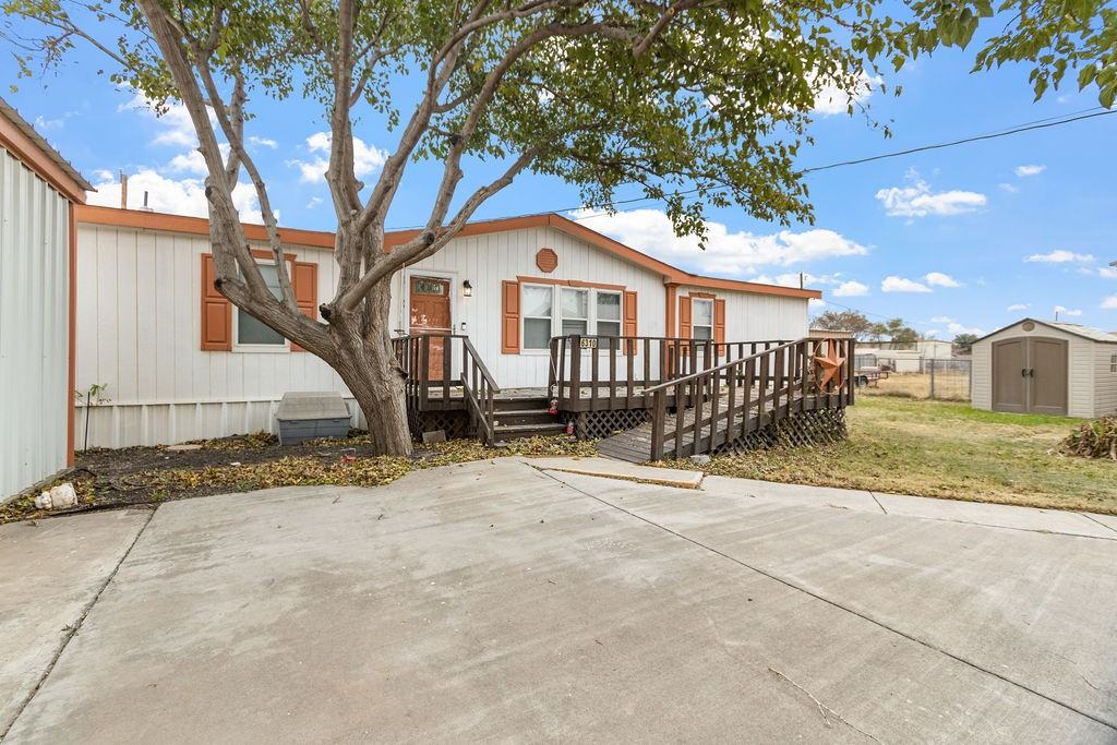 6310 Alderfer Avenue - Photo 2 of 24