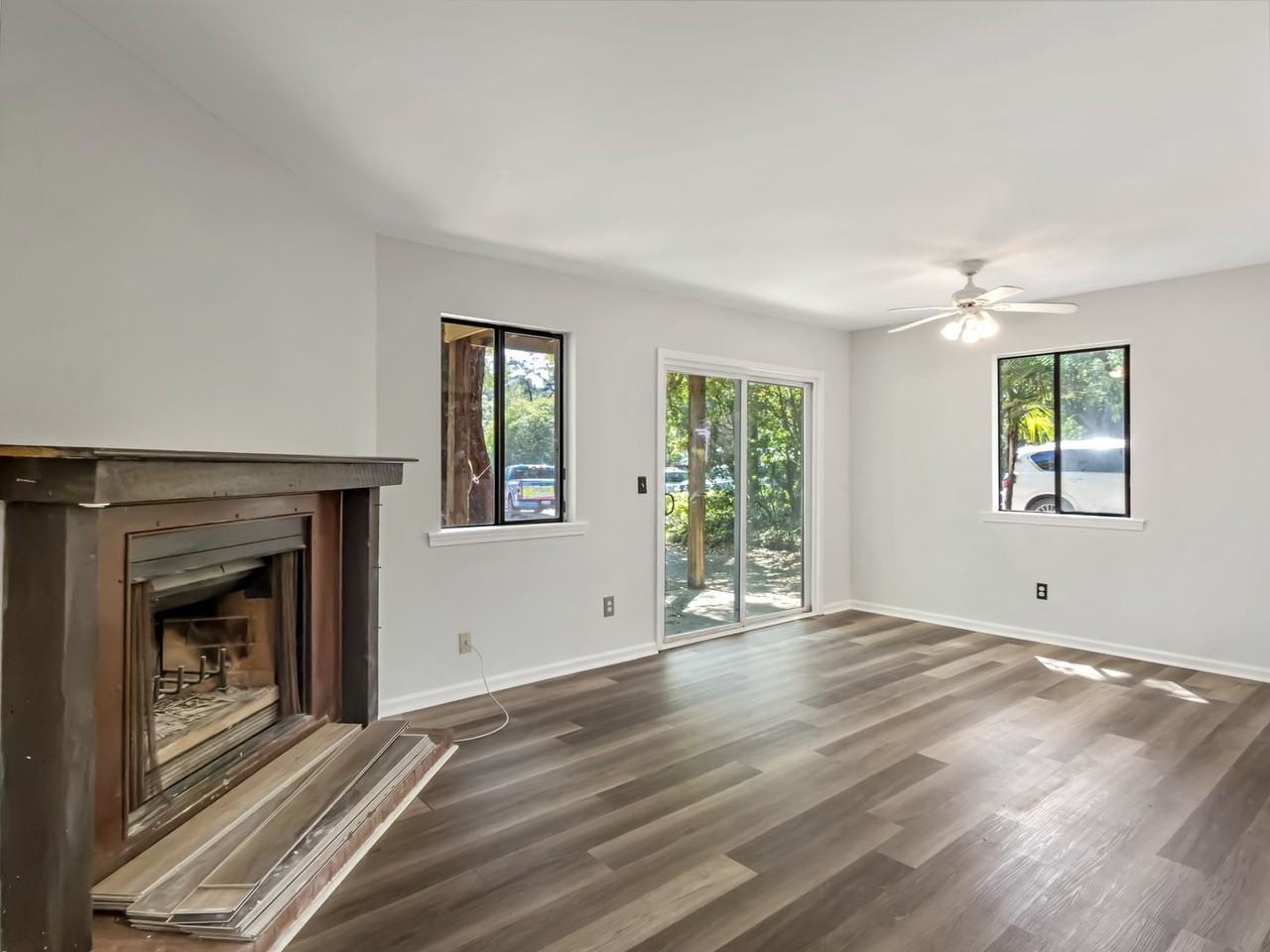 398 Country Club Blvd #B3 - Photo 3 of 17