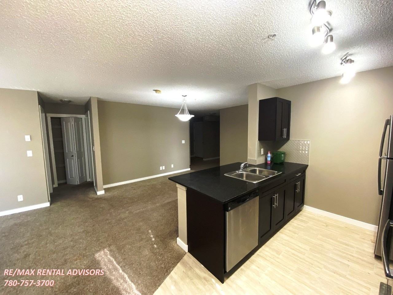 #102 1510 Watt Drive Southwest - Photo 5 of 24