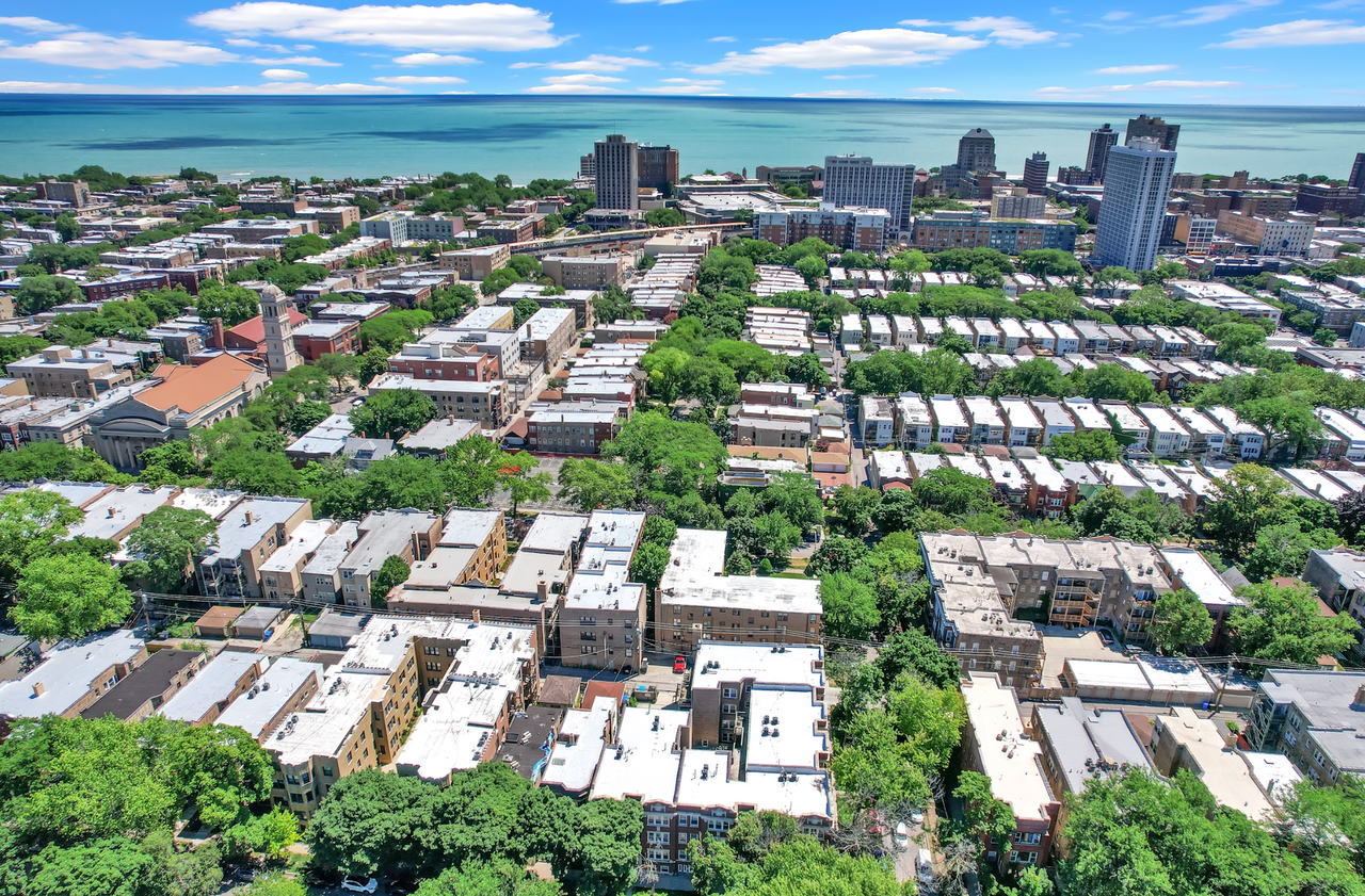 Newgard Arthur Apartments - Photo 6 of 31