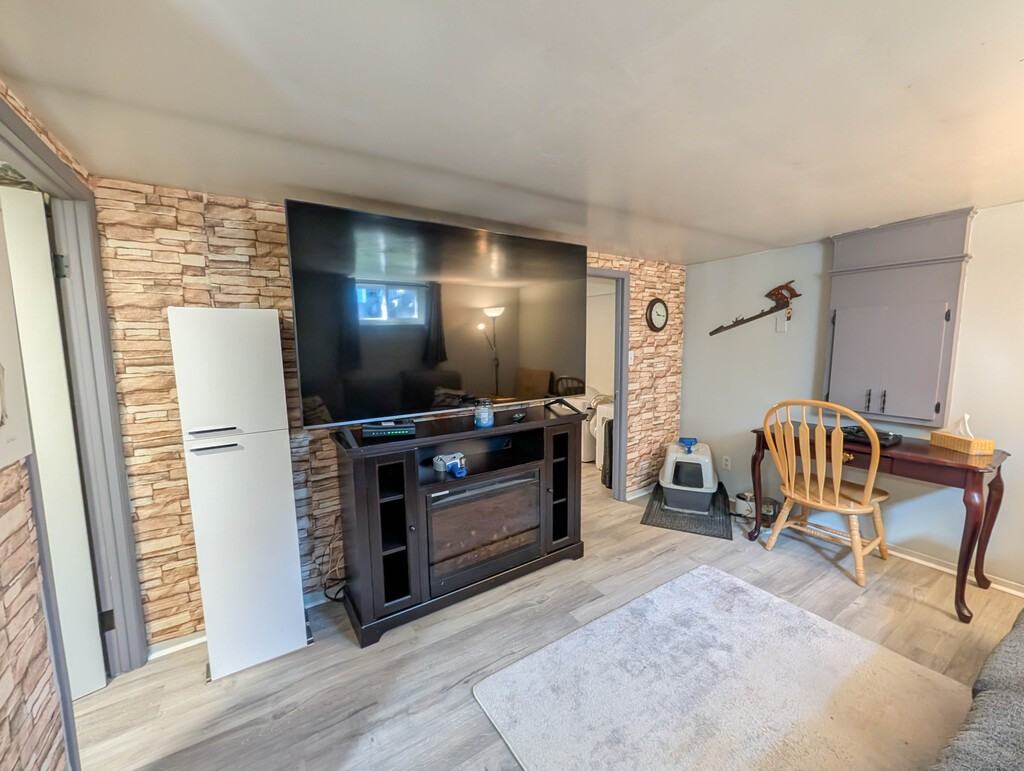 58 Chetwood St - Photo 2 of 13