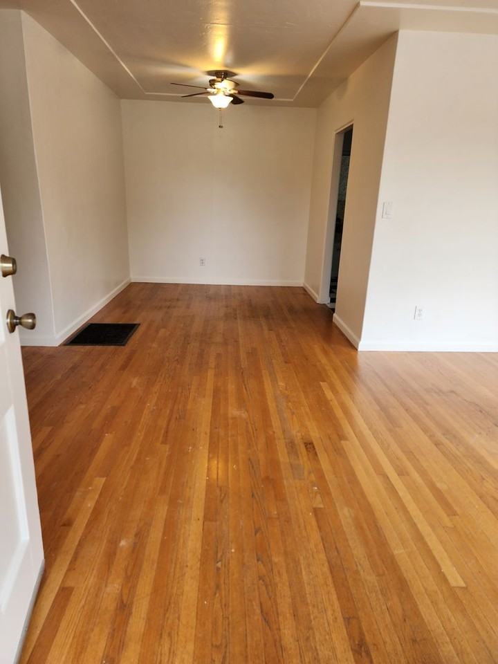 3870 - Photo 2 of 23