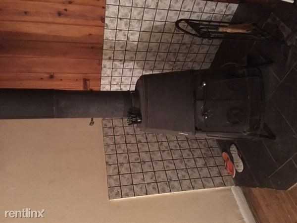 715 N 120th St - Photo 3 of 8