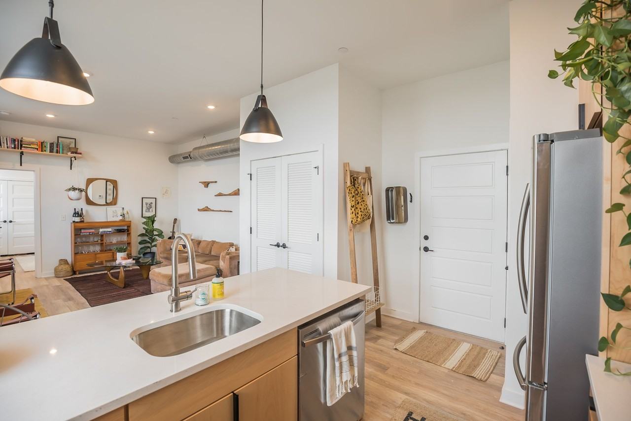 Bromley Dwelling - Photo 2 of 11