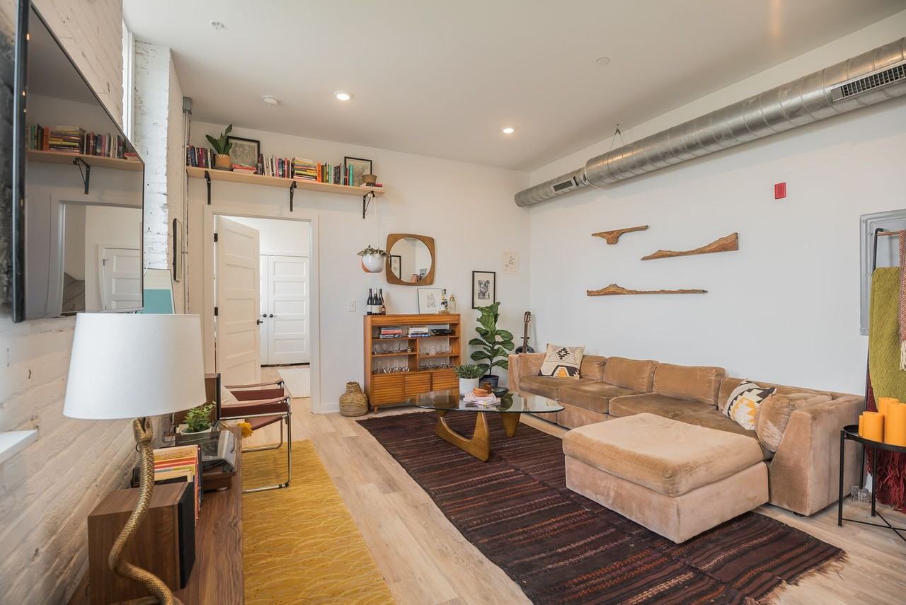 Bromley Dwelling - Photo 7 of 11
