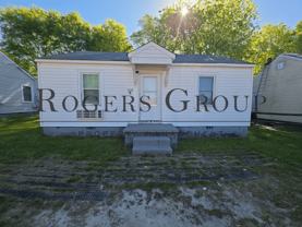 980 Burr St - Photo 1 of 1