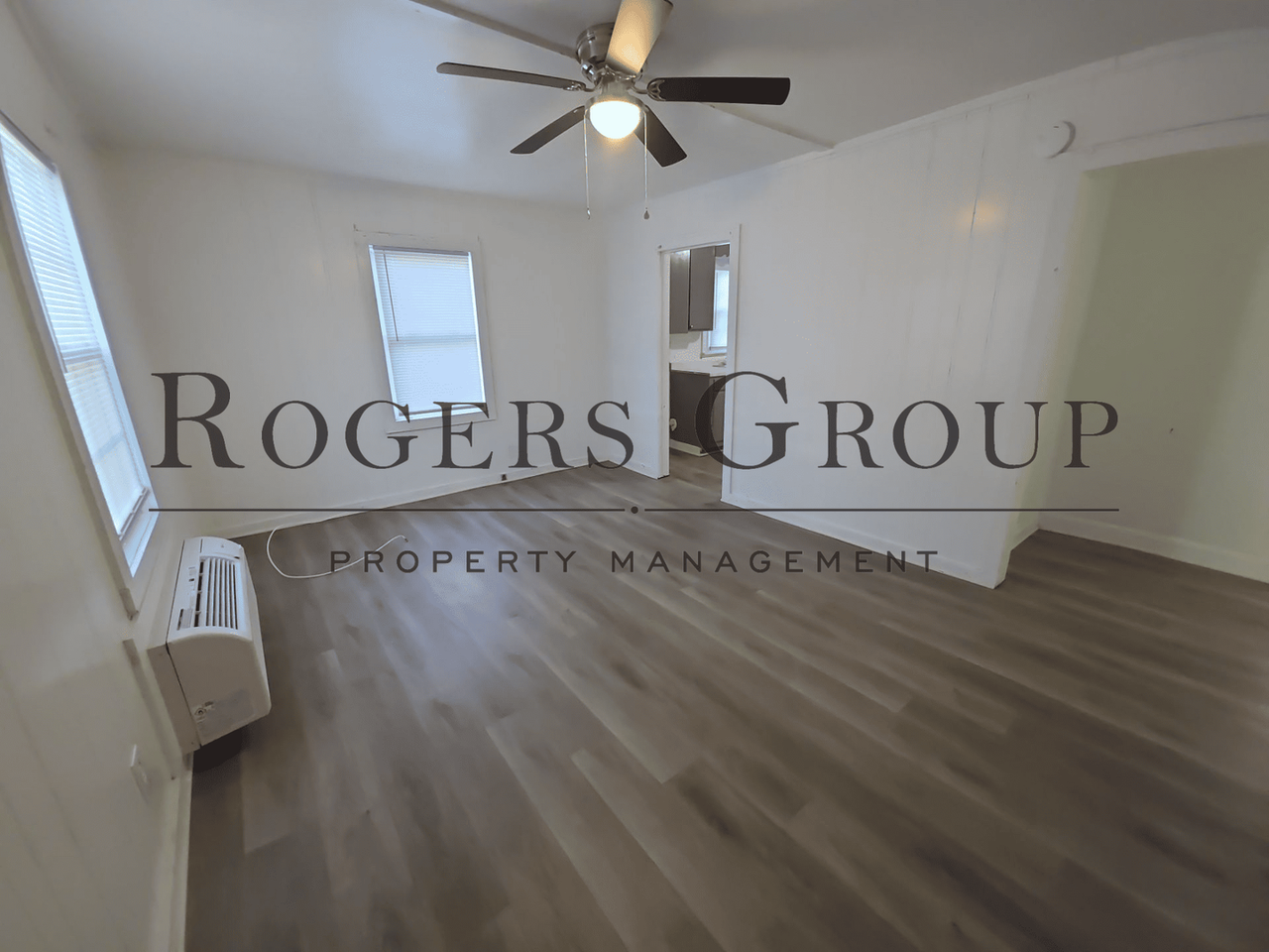 980 Burr St - Photo 6 of 11