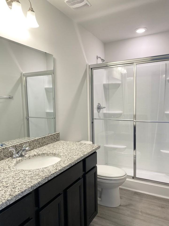 1642 Farshaw Way - Photo 5 of 26