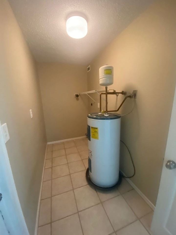 2005 Natalie St - Photo 5 of 24