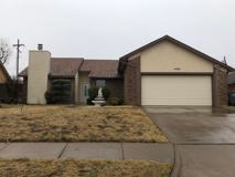 1405 Se Hillcrest Ave - Photo 1 of 1