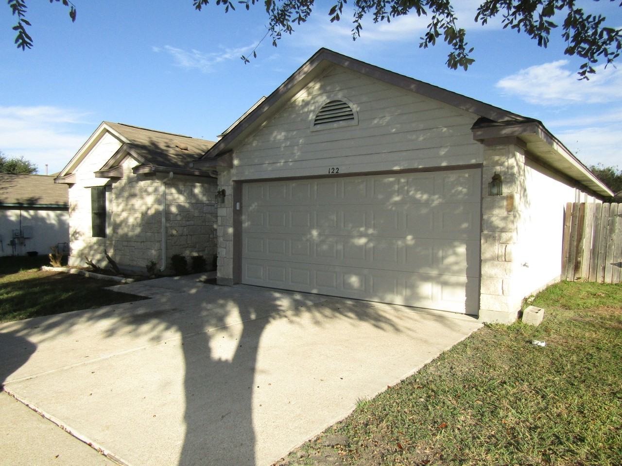 122 Little Lake Rd - Photo 3 of 38