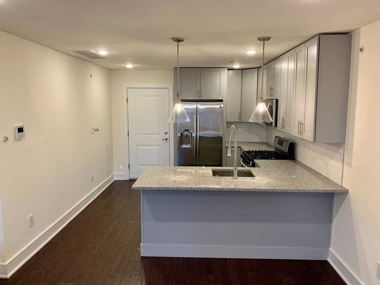 1940 N 6th St #3 - Photo 3 of 34