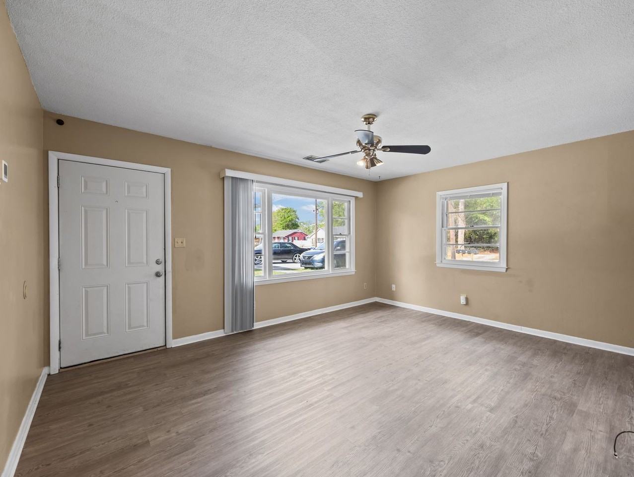 41A Sophia Dr - Photo 2 of 15