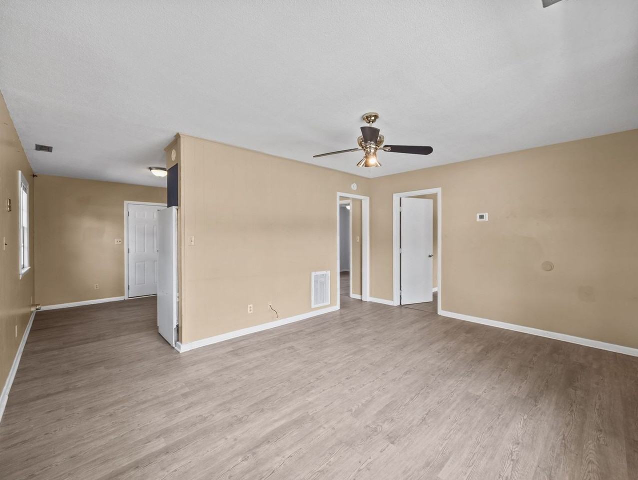 41A Sophia Dr - Photo 3 of 15